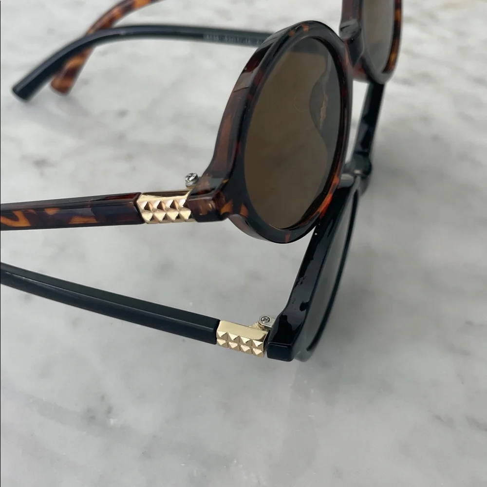 Set of thin frame sunglasses. black frame black lens tortoise frame brown lens - Picture 6 of 7